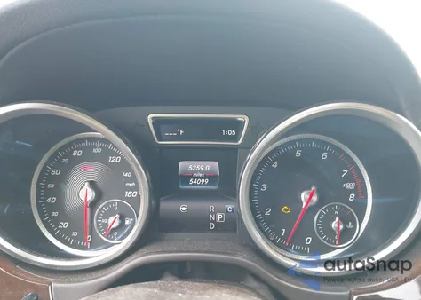 2018 Mercedes-Benz Gls 450 4Matic z USA, uszkodzony, nr VIN 4JGDF6EEXJB025335